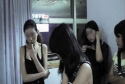 色情在线观看视频,暗流涌动的网络陷阱